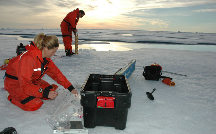 Measuring Ice Core Temperatures | Smithsonian Ocean