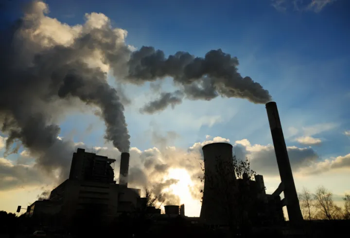 Burning fossil fuels, such as coal, oil and natural gas, spews almost 7 billion metric tons of carbon dioxide annually.